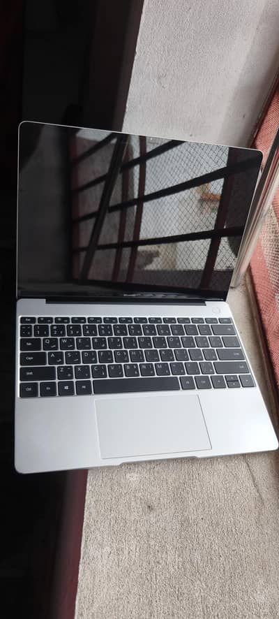 Huawei Mate book 13