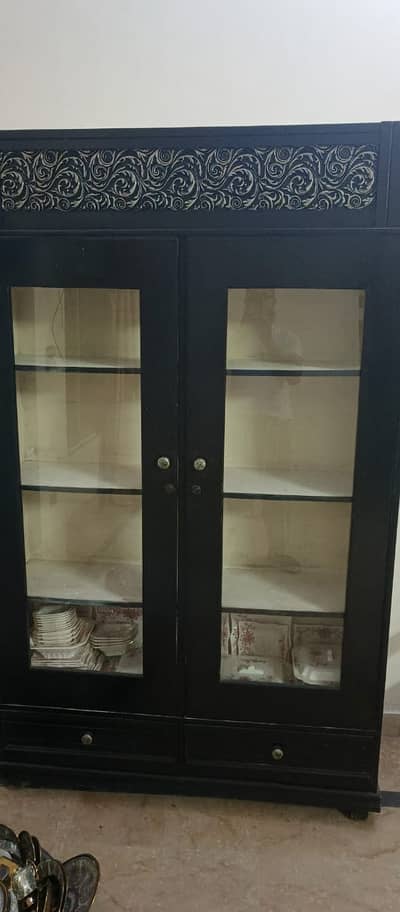 Cabinet with Glass