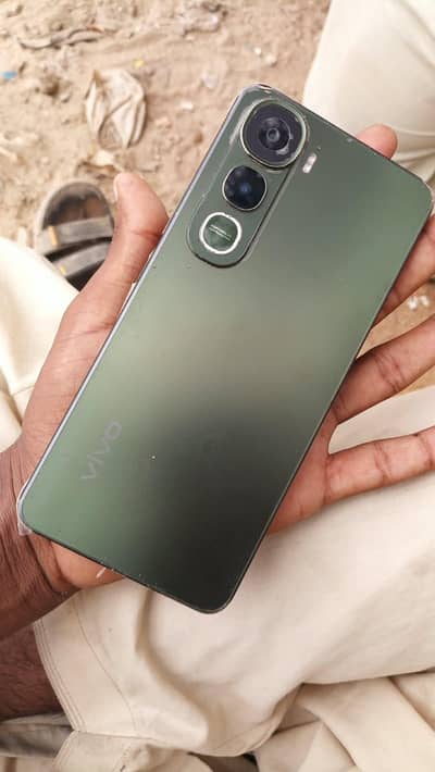 Vivo Y400