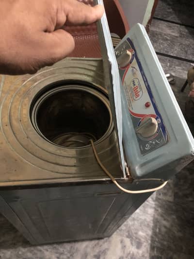 Pak Asia spiner machine all ok hai urgent sale