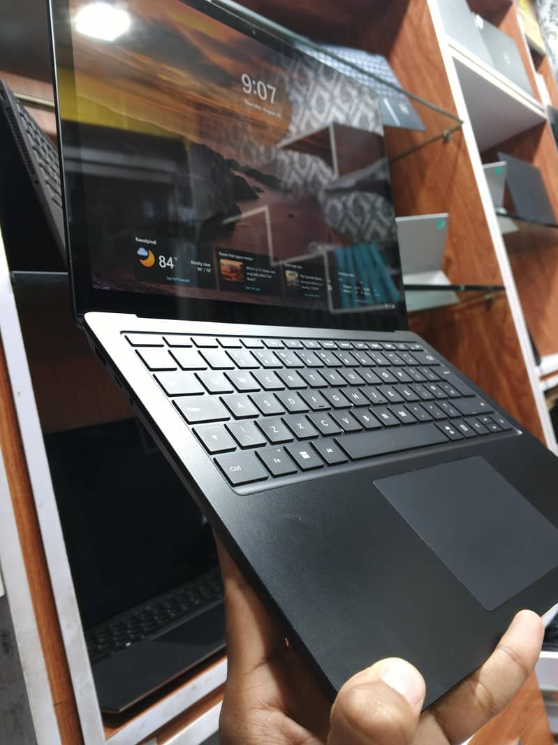 Microsoft Surface laptop 4