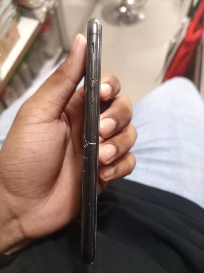Apple iPhone X 2