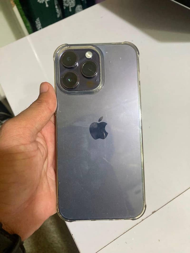 iPhone 14 Pro Max 1