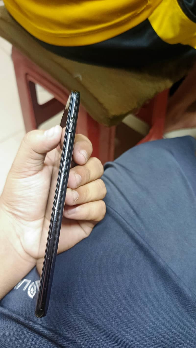 One Plus 6T 4