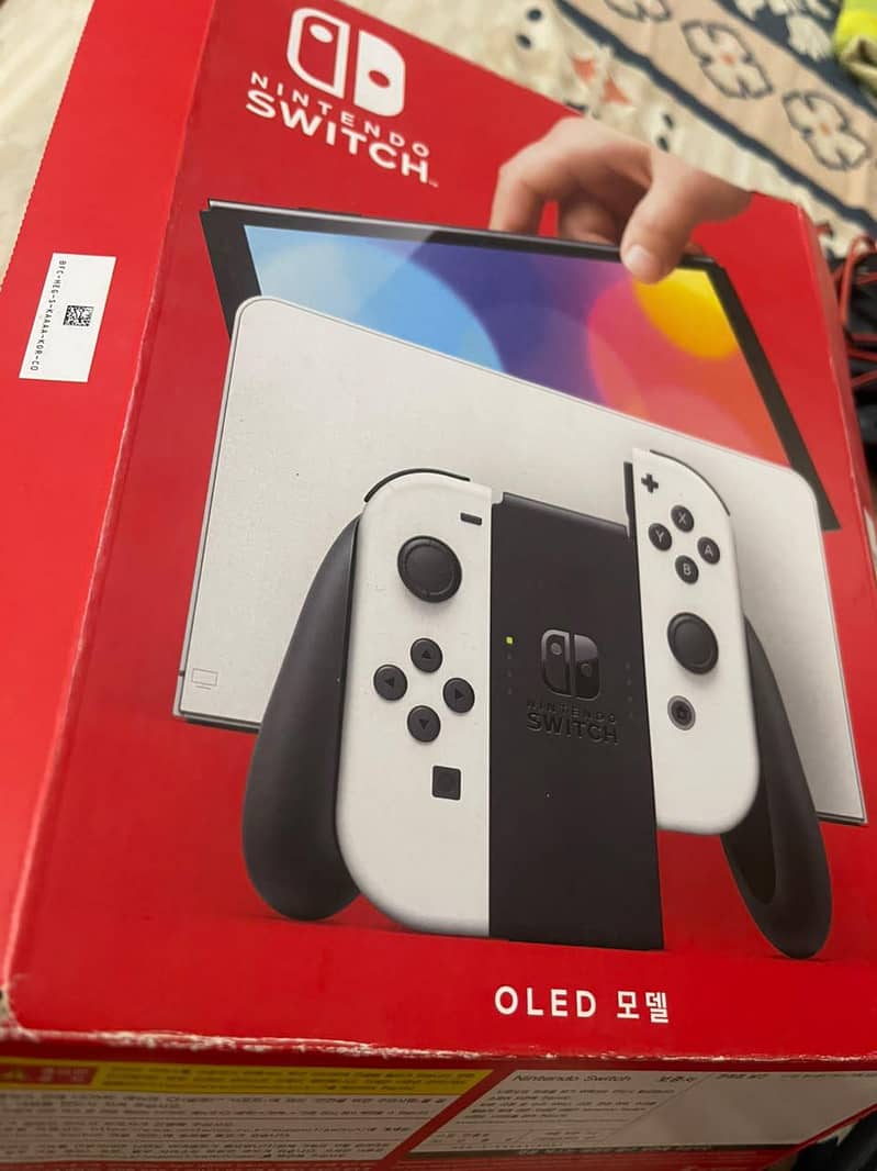 Nintendo Switch OLED model 3
