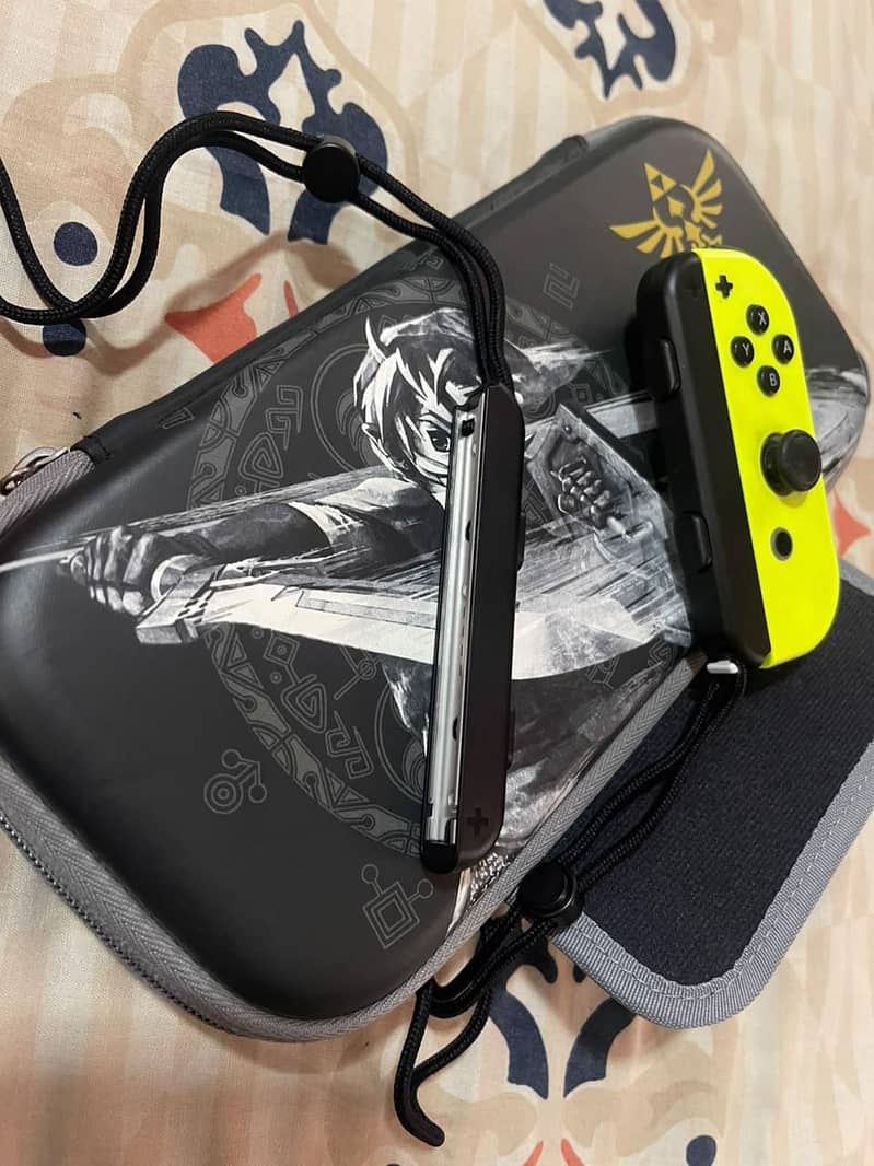 Nintendo Switch OLED model 5