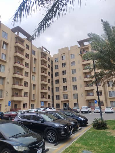 2 bedroom luxury apartment available for sell in Bahria Town Karachi