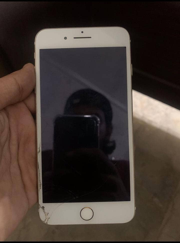Apple iPhone 7 Plus (128) 1