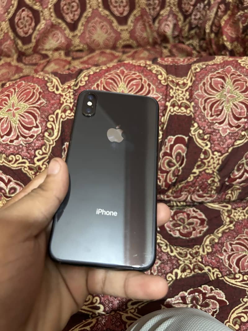 Apple iPhone X 3