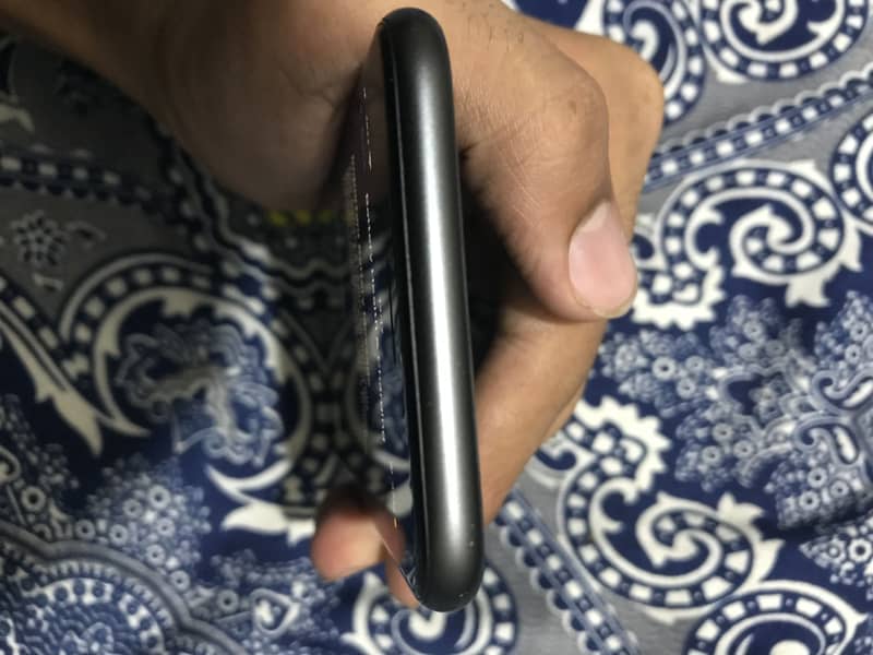 Apple iPhone 8 5