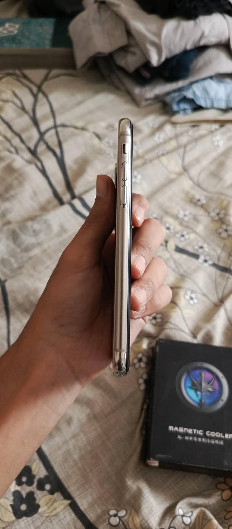 Apple iPhone X 5