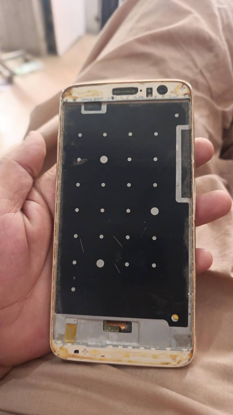 Huawei Nova Plus 0