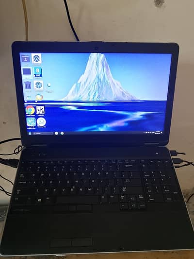 The Dell Latitude E6540 Laptop . 2GB Graphics Card Gaming laptop