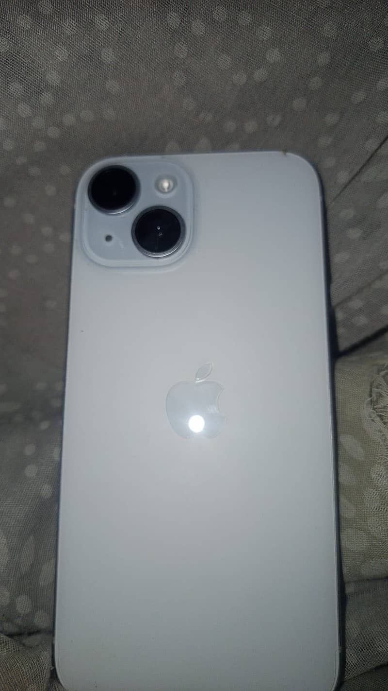 Apple iPhone 15 0