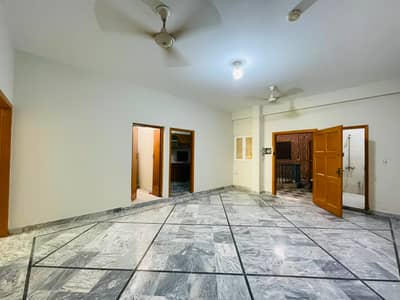 1100 Sqft Office Available On Rent Located At Very Ideal Location Of I-8 Markaz
