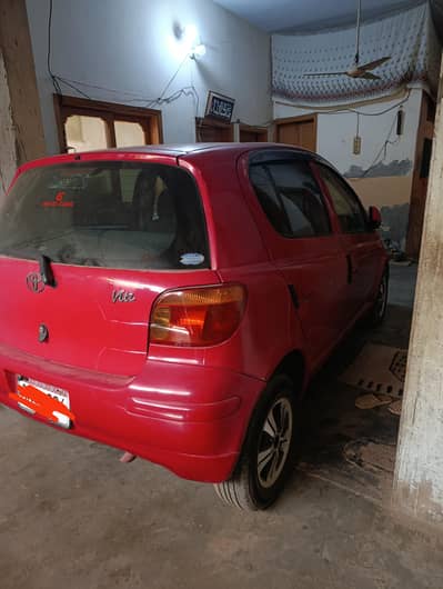 Toyota Vitz 2003