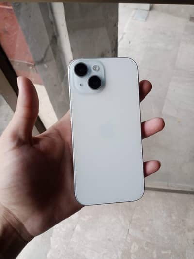 Apple iPhone 15