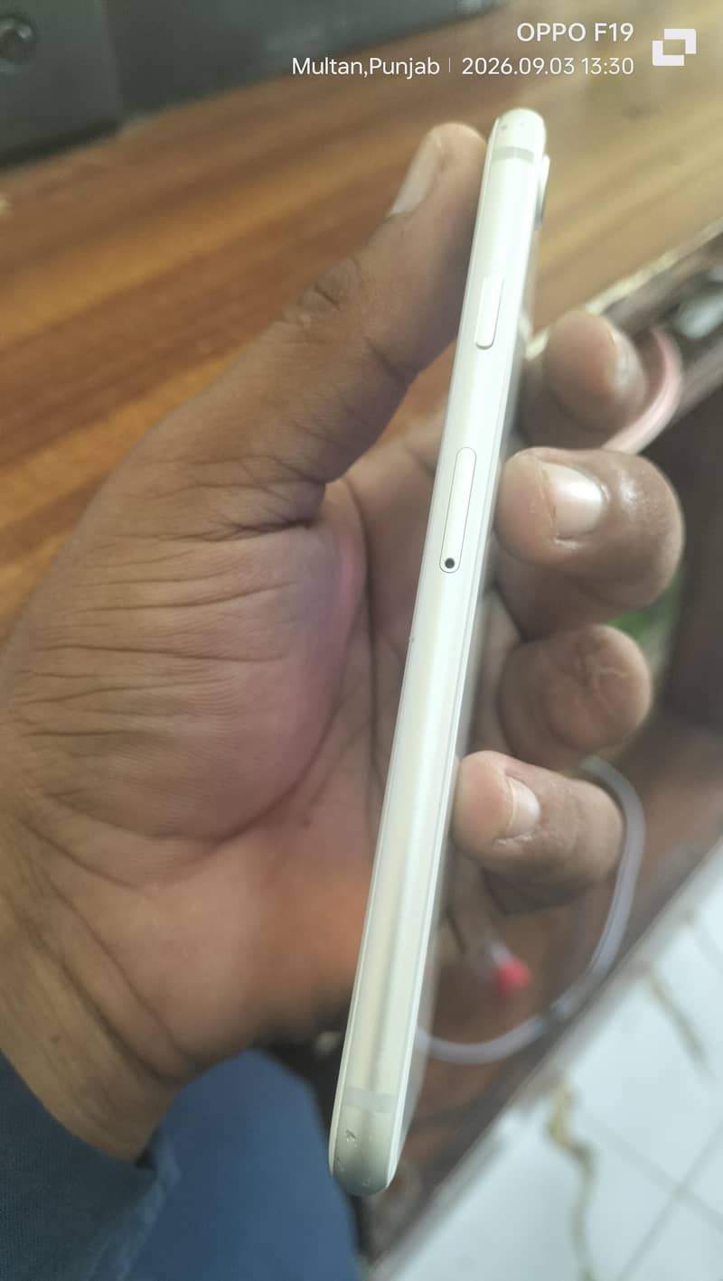 Apple iPhone 8 2