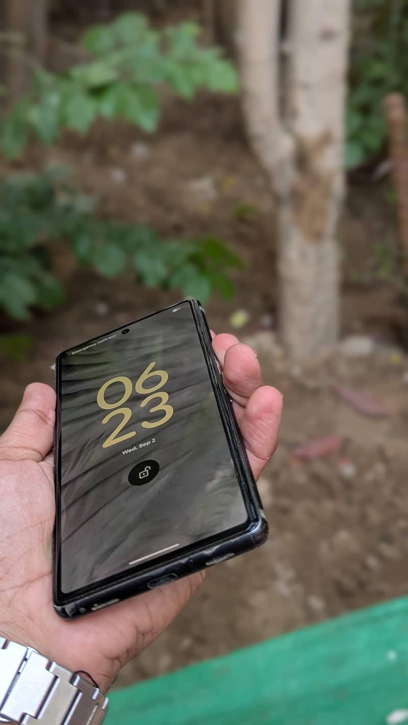 Google Pixel 7a 2