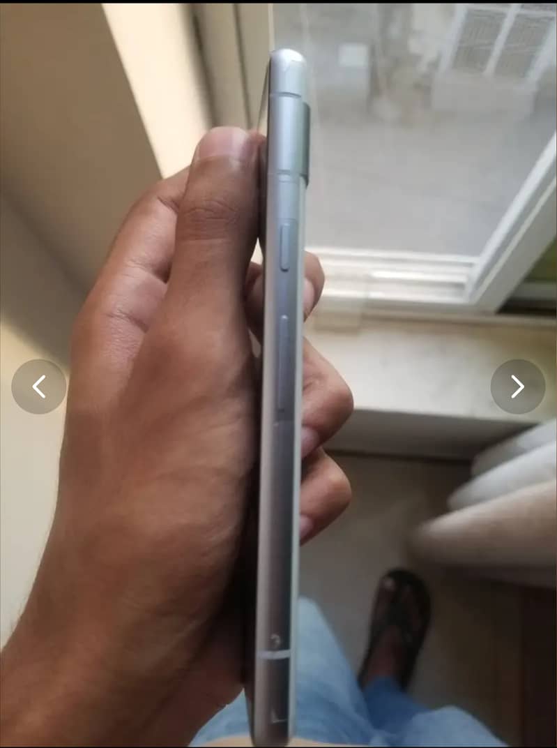 Google Pixel 7a 2