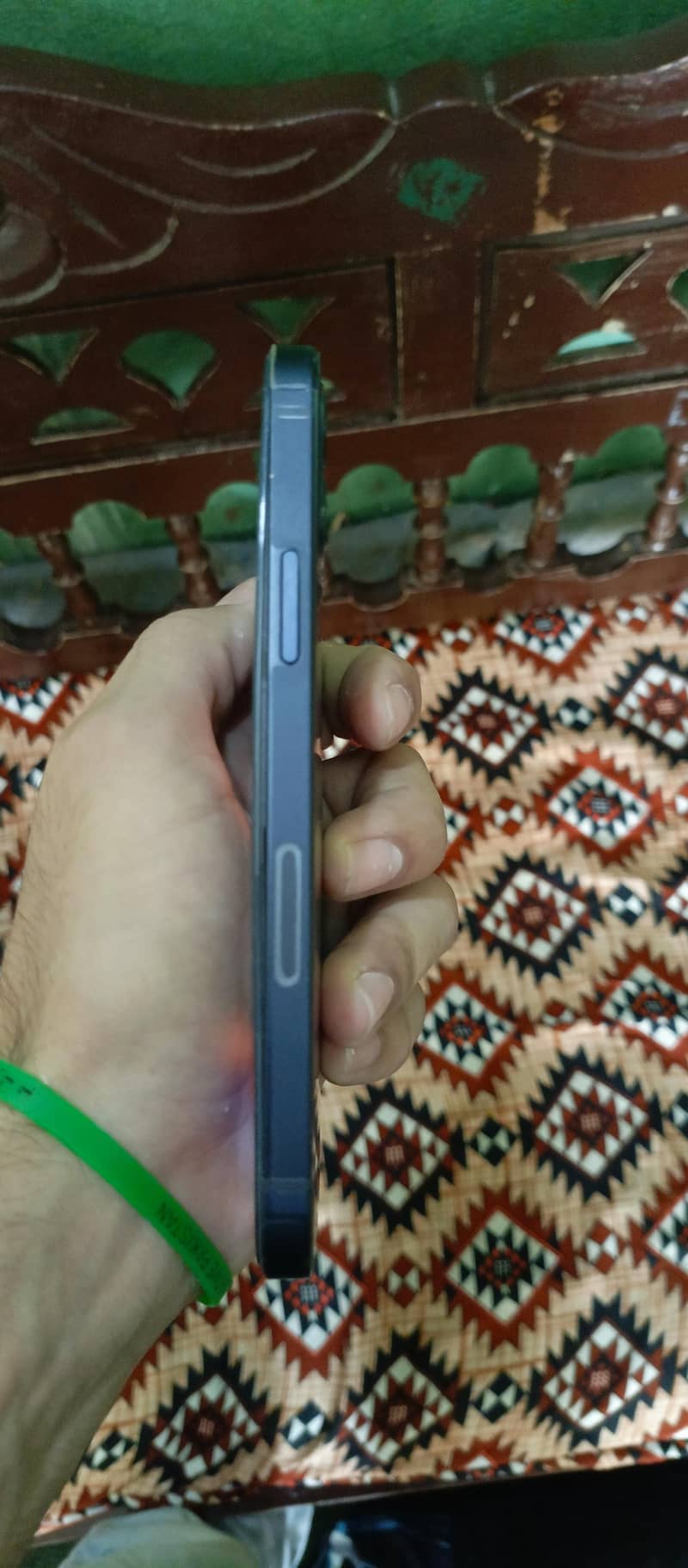 Apple iPhone 12 3