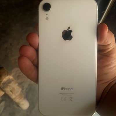 Apple iPhone XR