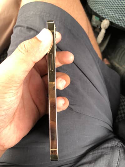 Apple iPhone 12 Pro