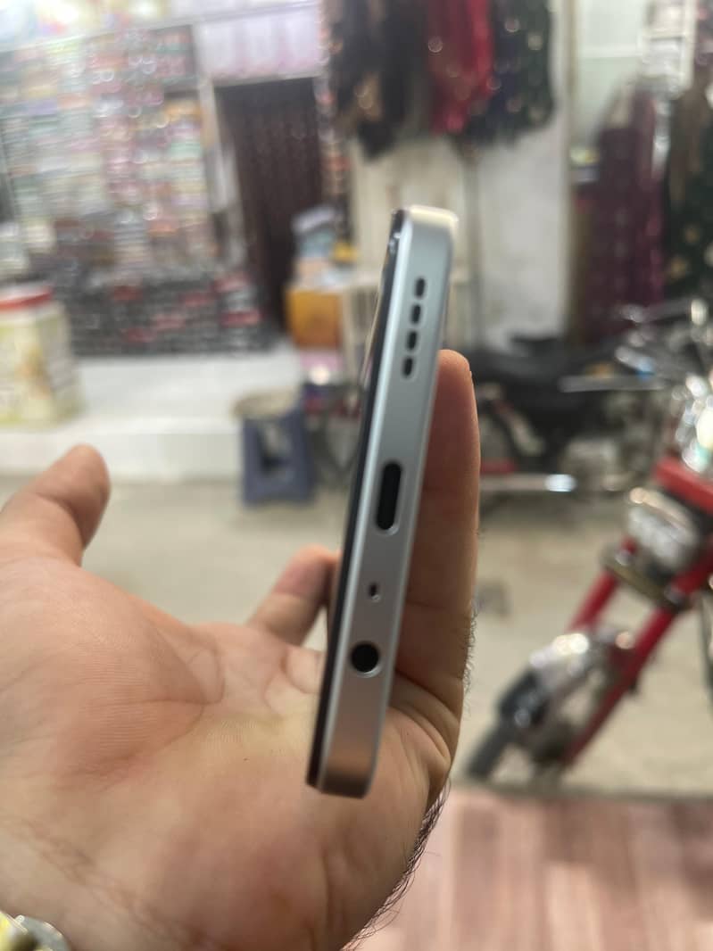 Realme C71 2