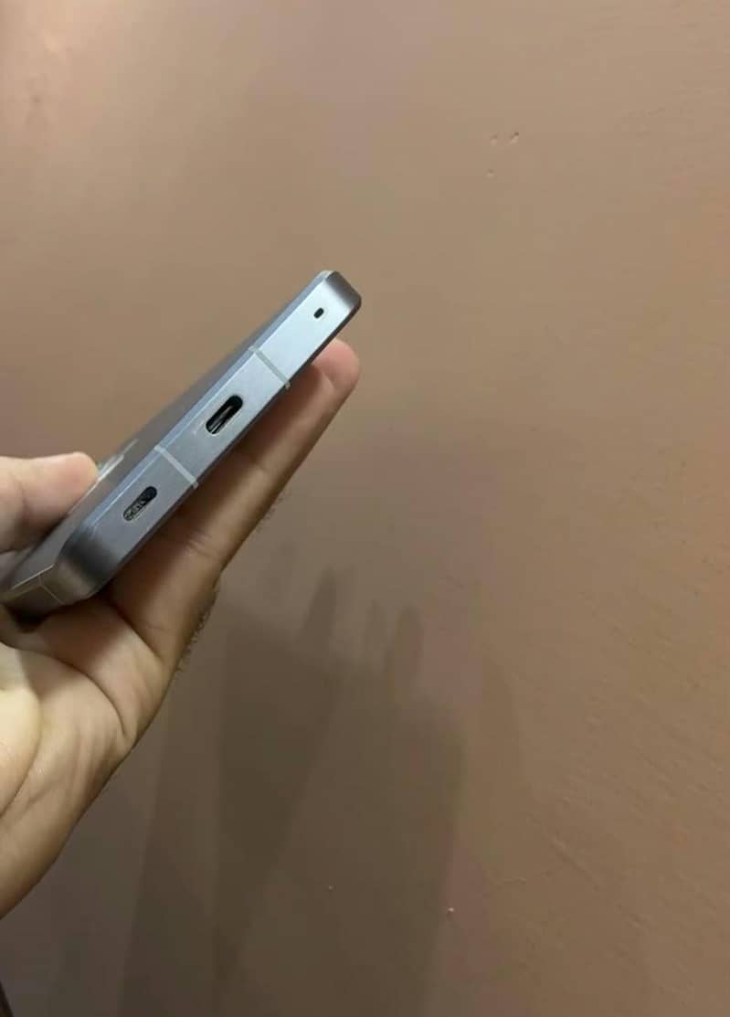 Sharp Aquos R7 3