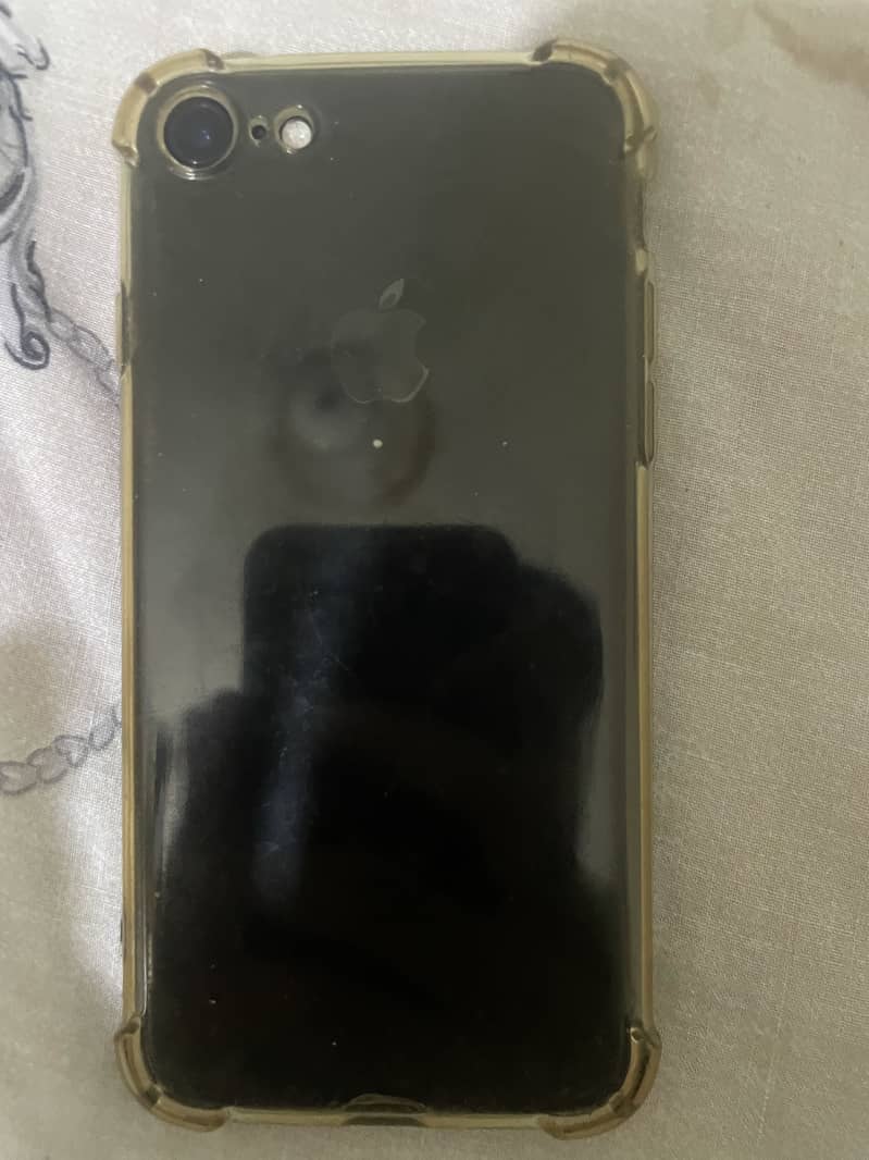 Apple iPhone 8 0