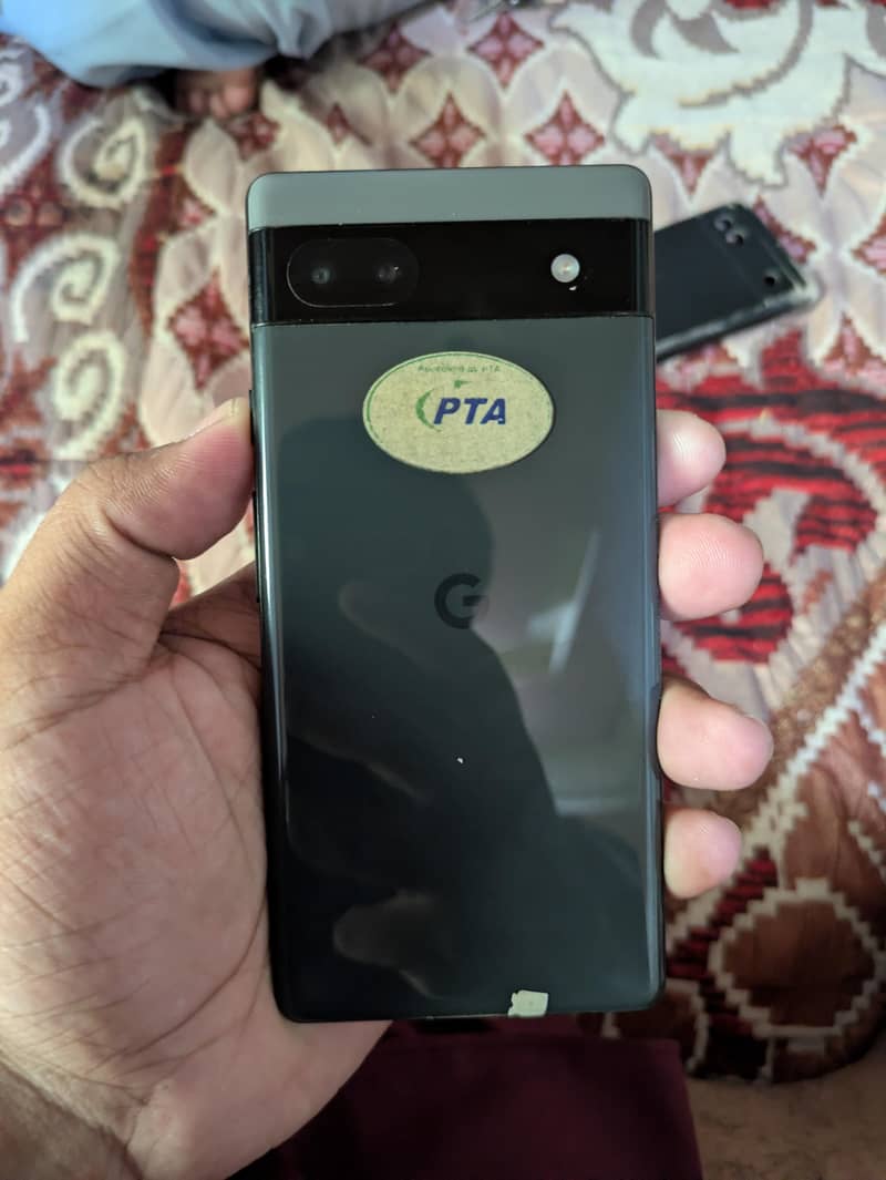 Google Pixel 6 4