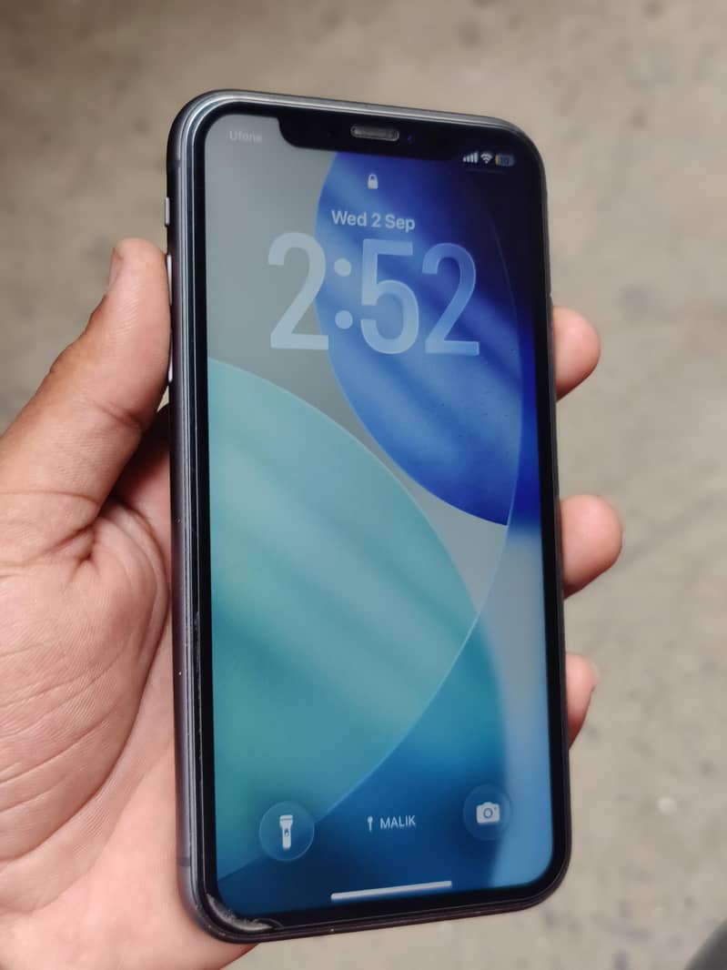 Apple iPhone 11 0
