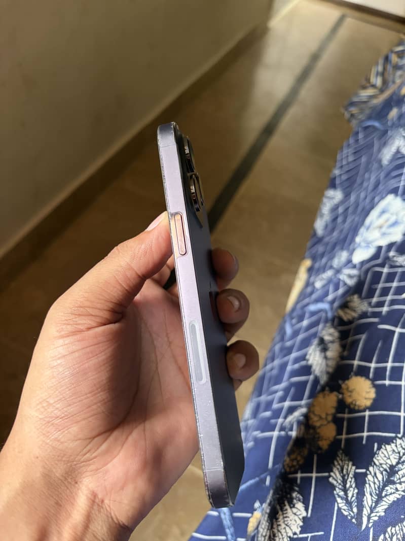 Iphone 14 pro max 4