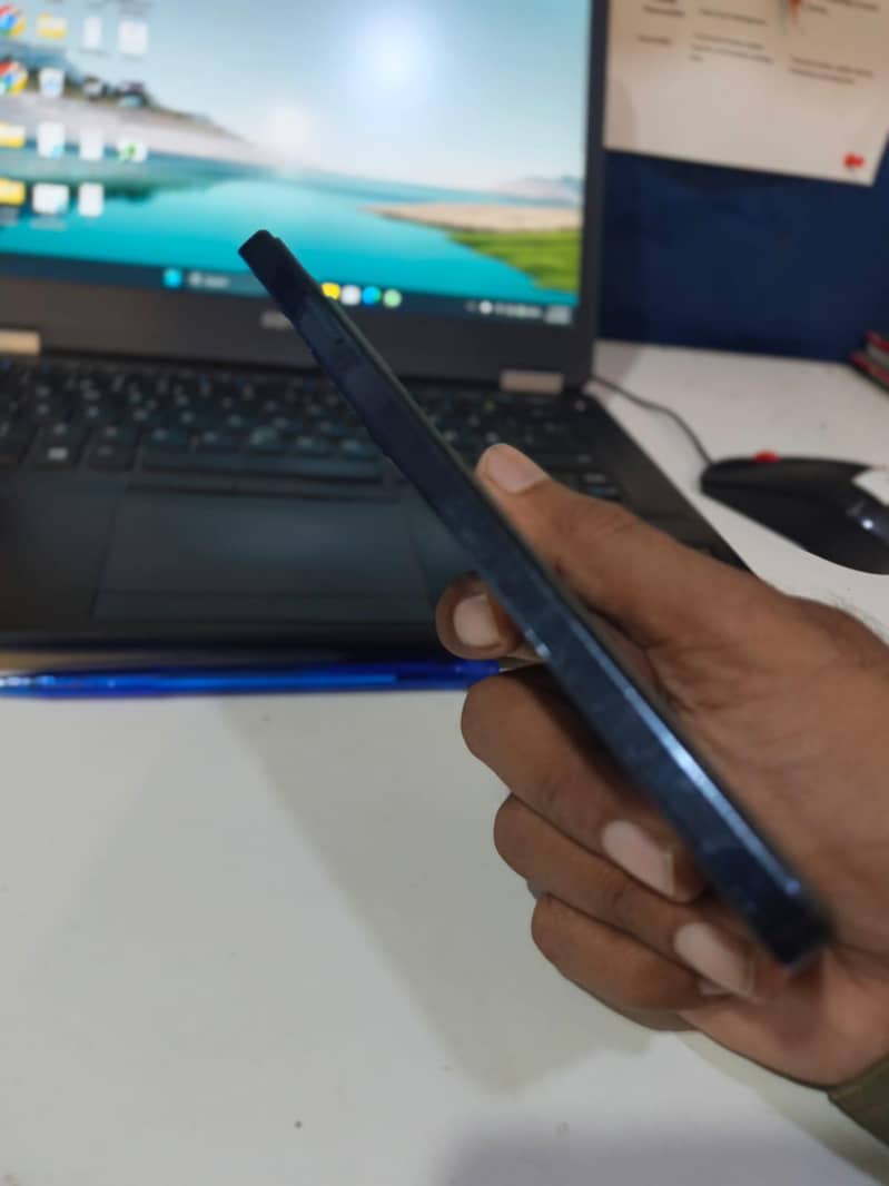Infinix Note 30 Pro 4
