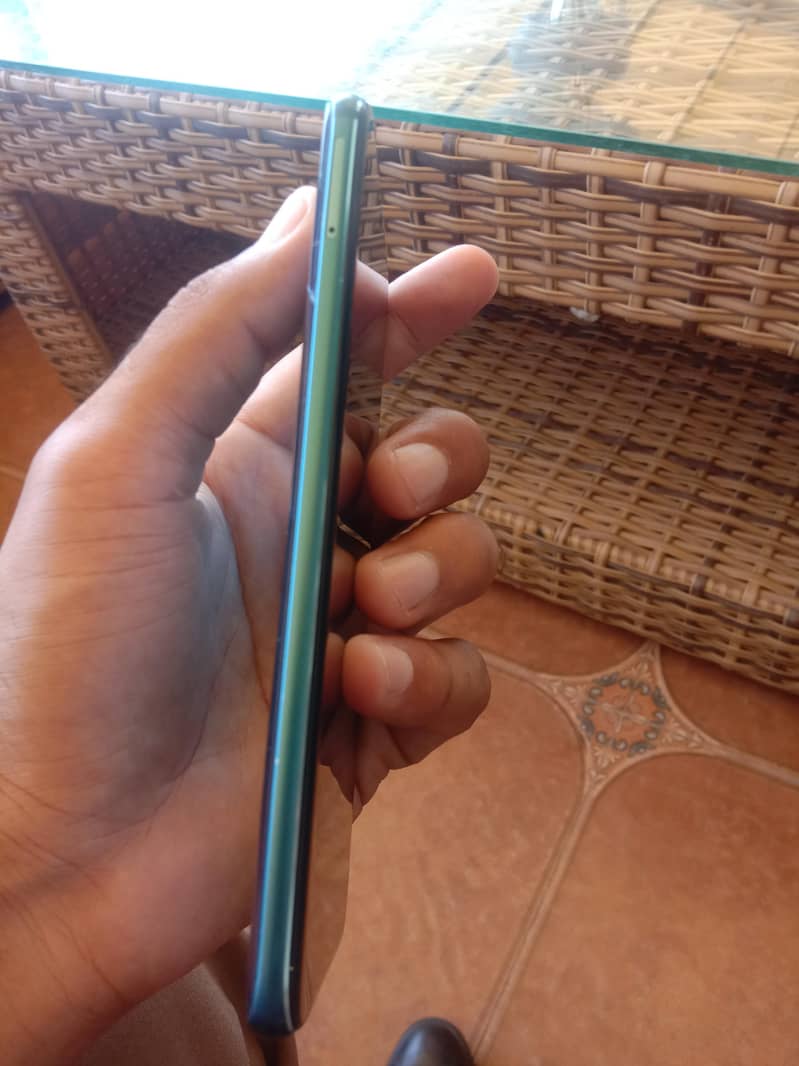 Honor 10 4