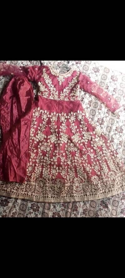 ladies Maxi Urgent sale medium size