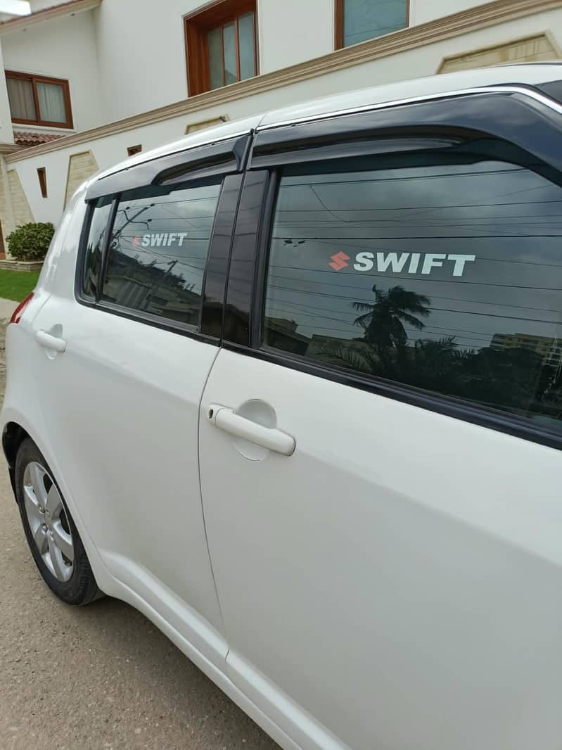 Suzuki Swift Model 2011(automatic) 16