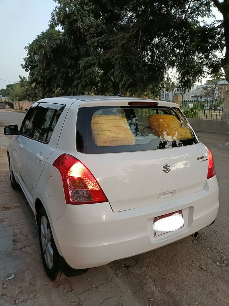 Suzuki Swift Model 2011(automatic) 17