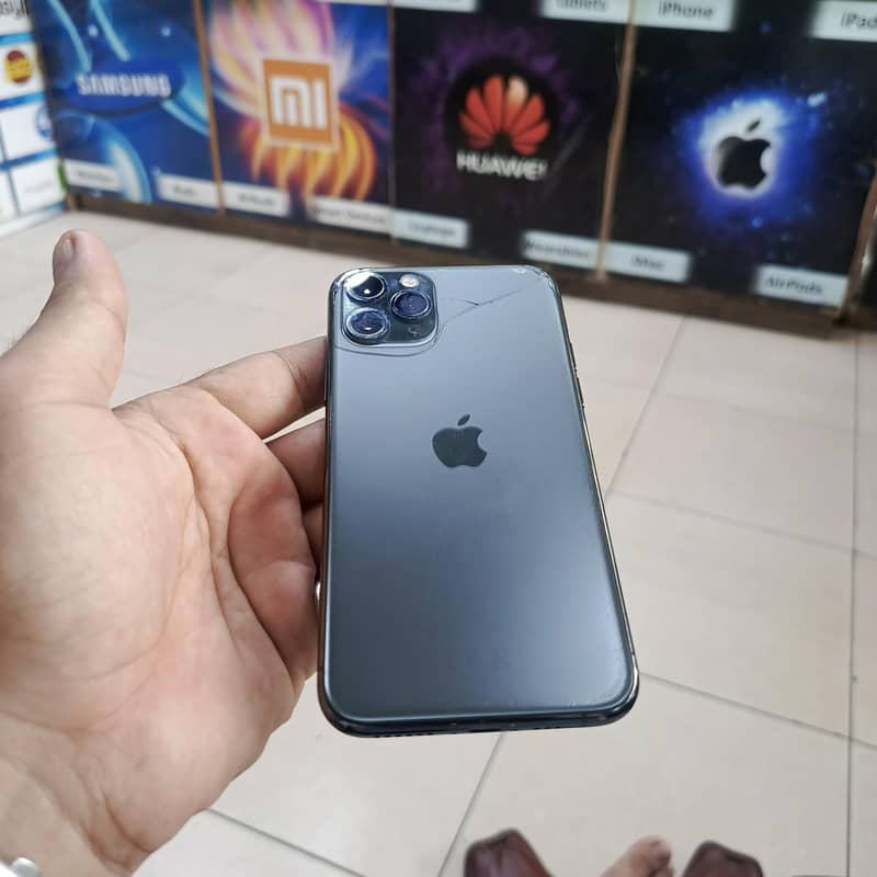Apple iPhone 11 Pro 1