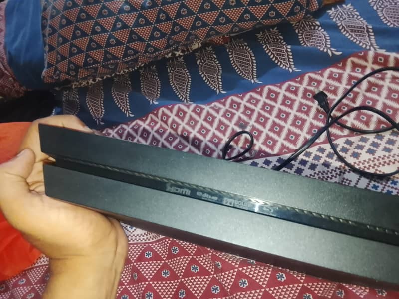 PS4 + 2 controller 2
