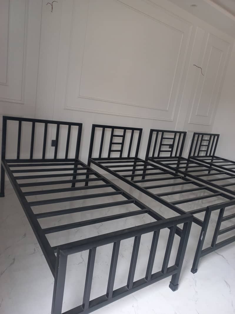 4 single bed 13