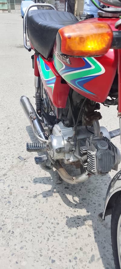 HONDA CD 70