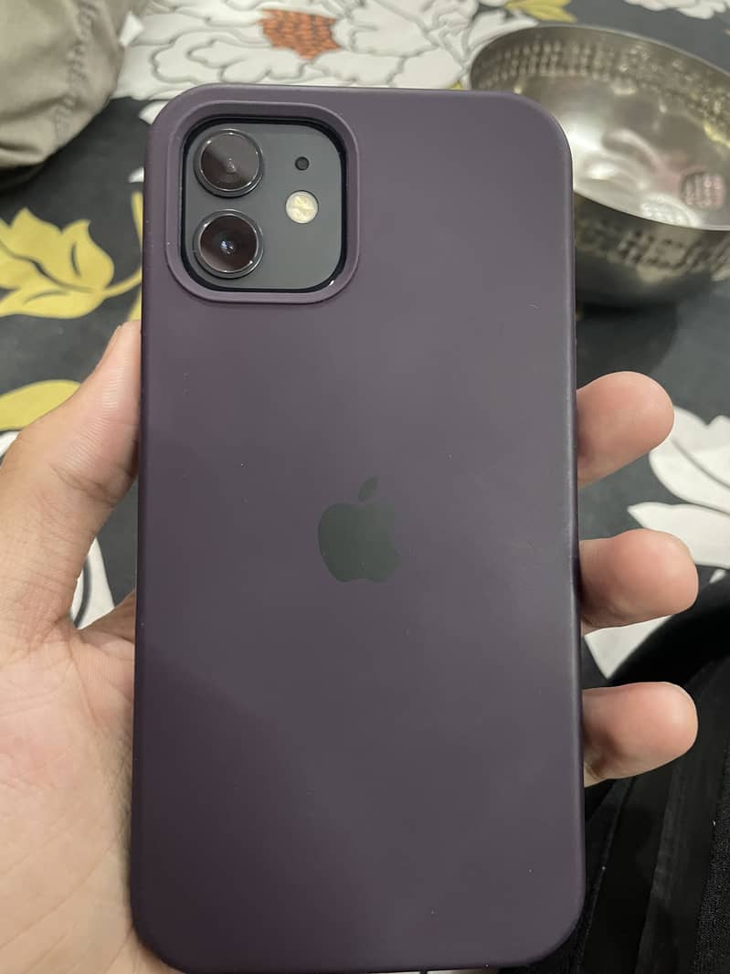 Apple iPhone 12 2