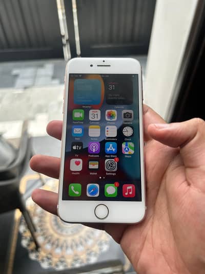 iPhone 7 32gb PTA approved