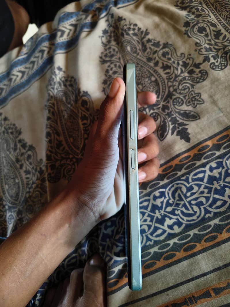 redmi A3 1