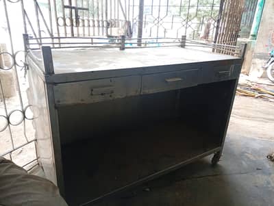 Steel counter