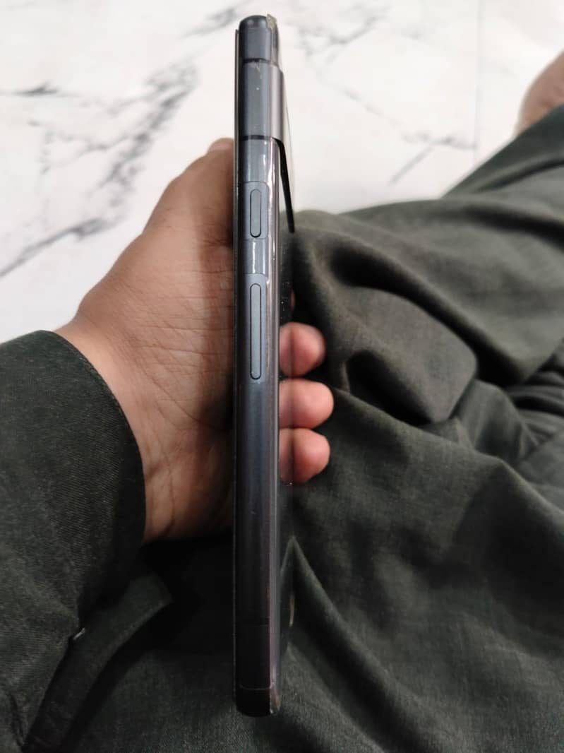 Google Pixel 7a 5