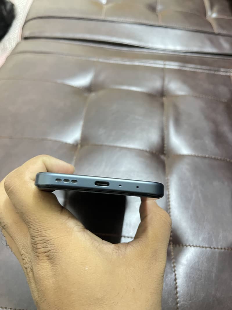OPPO A6 8