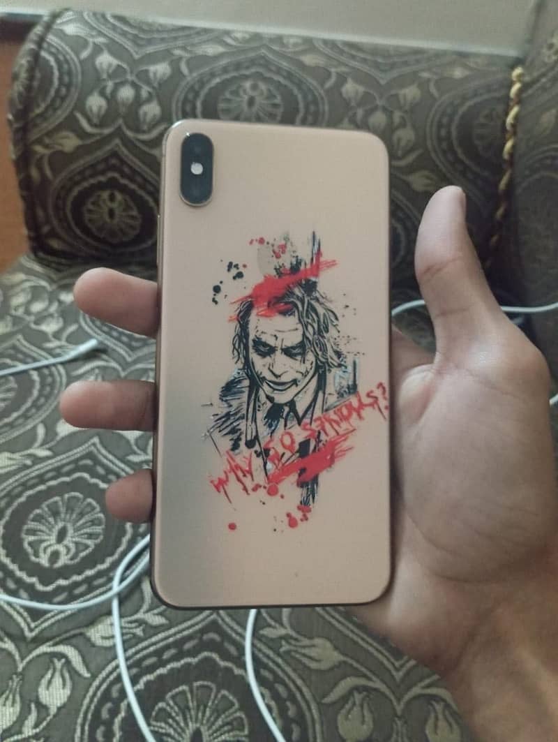 Apple iPhone XS Max 1