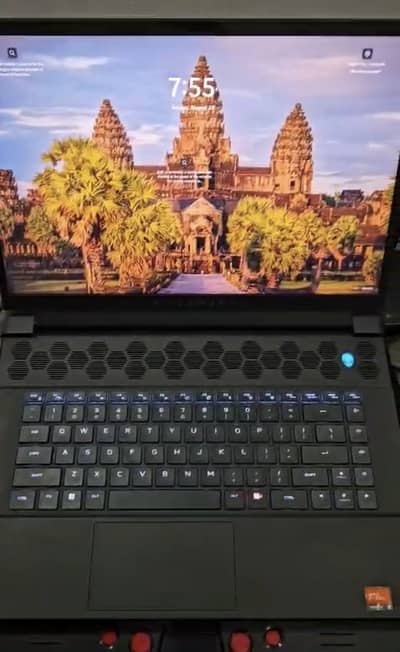 DELL ALIENWARE M16 RTX4080 Ryzen9 7845HX 2.5k 480hz Gaming laptop